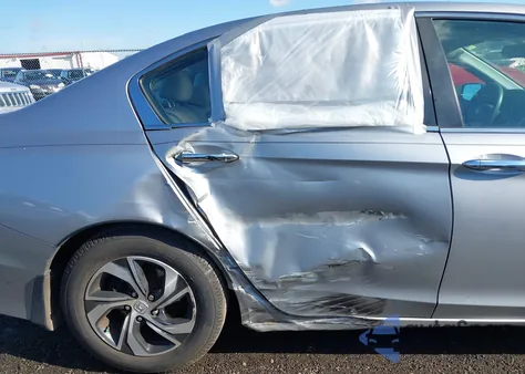 2016 Honda Accord Lx z USA, uszkodzony, nr VIN 1HGCR2F43GA125122